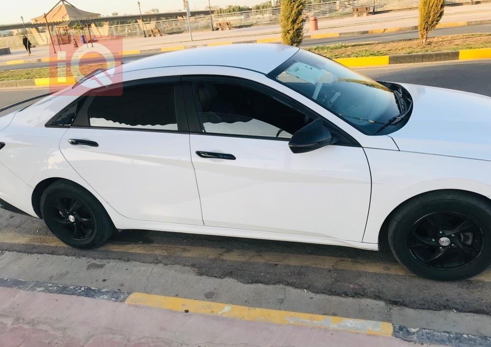 هیوندای ئەڤانتی